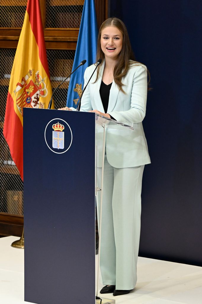 Princesa Leonor recibe la Medalla de Oro de Asturias