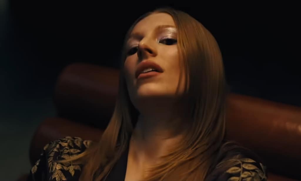 Hunter Schafer, intérprete de Jules en la serie 