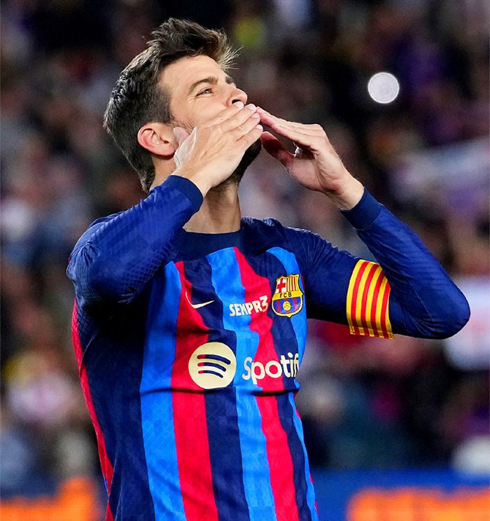 Los besos de Piqué