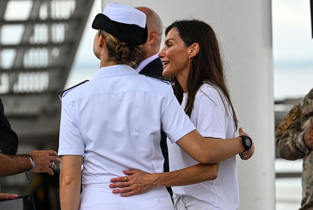 La reina Letizia y la princesa Leonor se han reencontrado tras cuatro meses separadas      