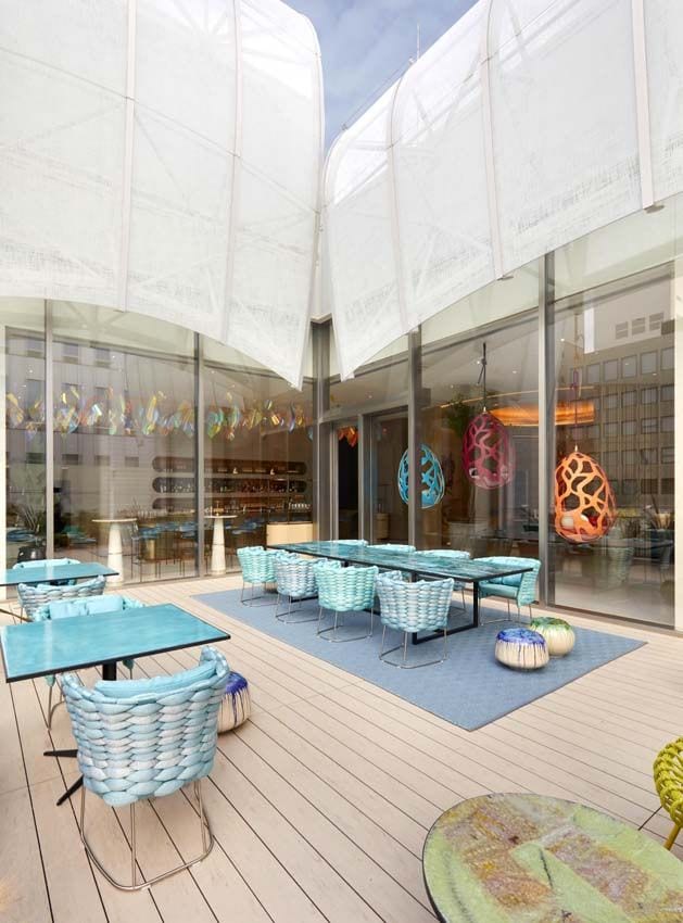 terraza-restaurante-louis-vuitton-osaka-japon