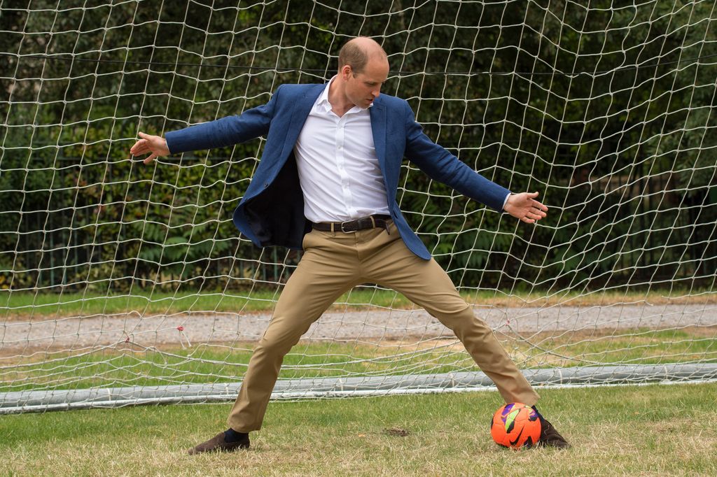 El príncipe William, además de ser un apasionado del futbol, es patrocinador de la Asociación de Futbol (FA).