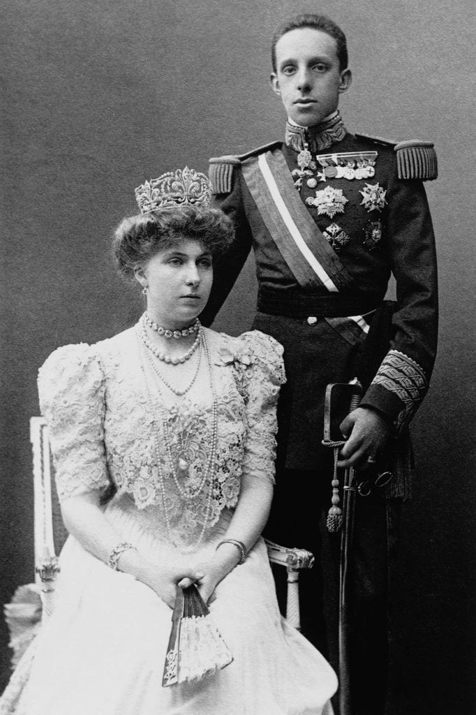 Alfonso XII y Victoria Eugenia de Battenberg