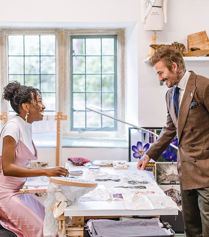 David Beckham visita un taller