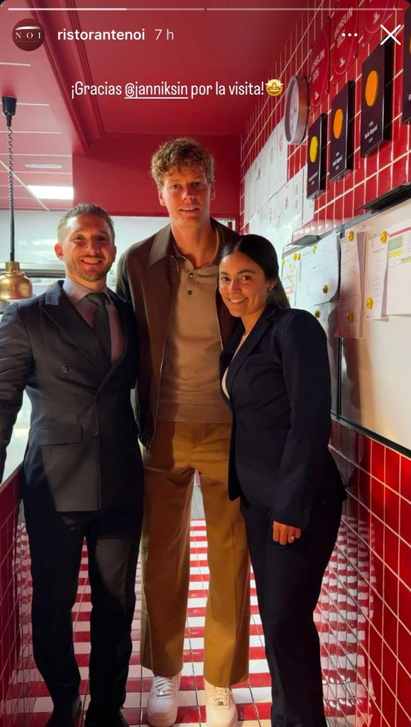 Jannik Sinner en el restaurante italiano Noi
