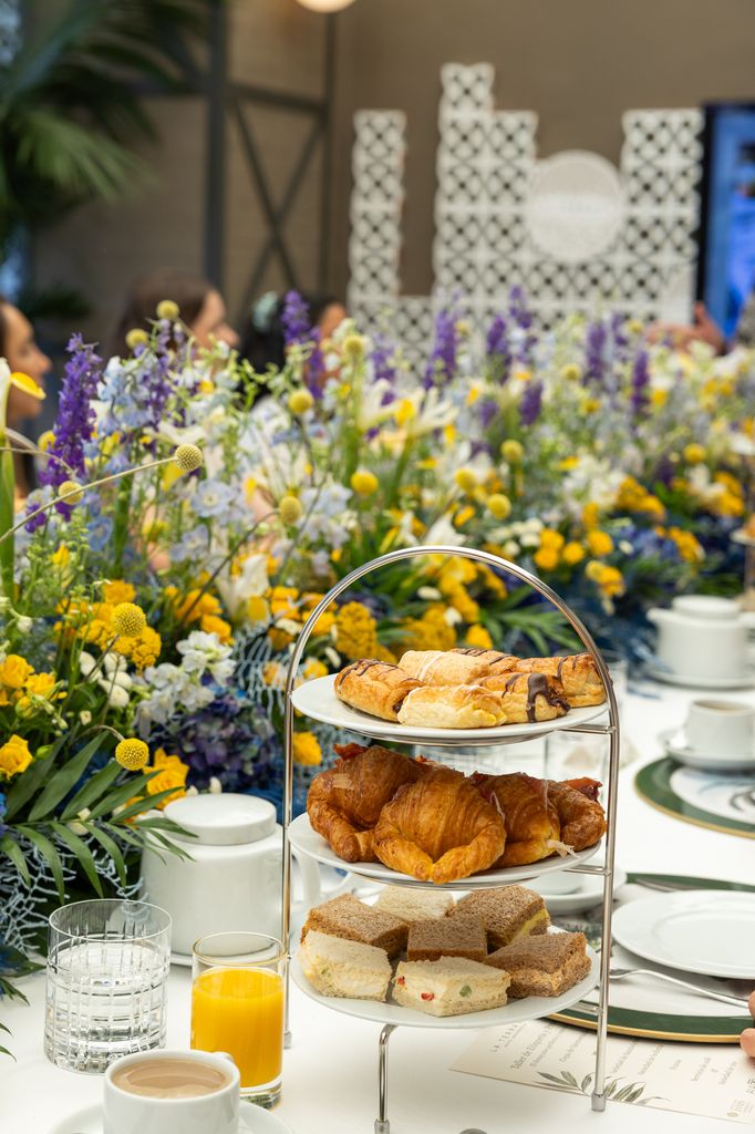 Los bocadillos fueron parte de este divertido brunch de verano.