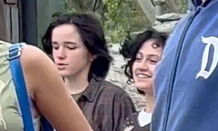seraphina rose y emme mu iz