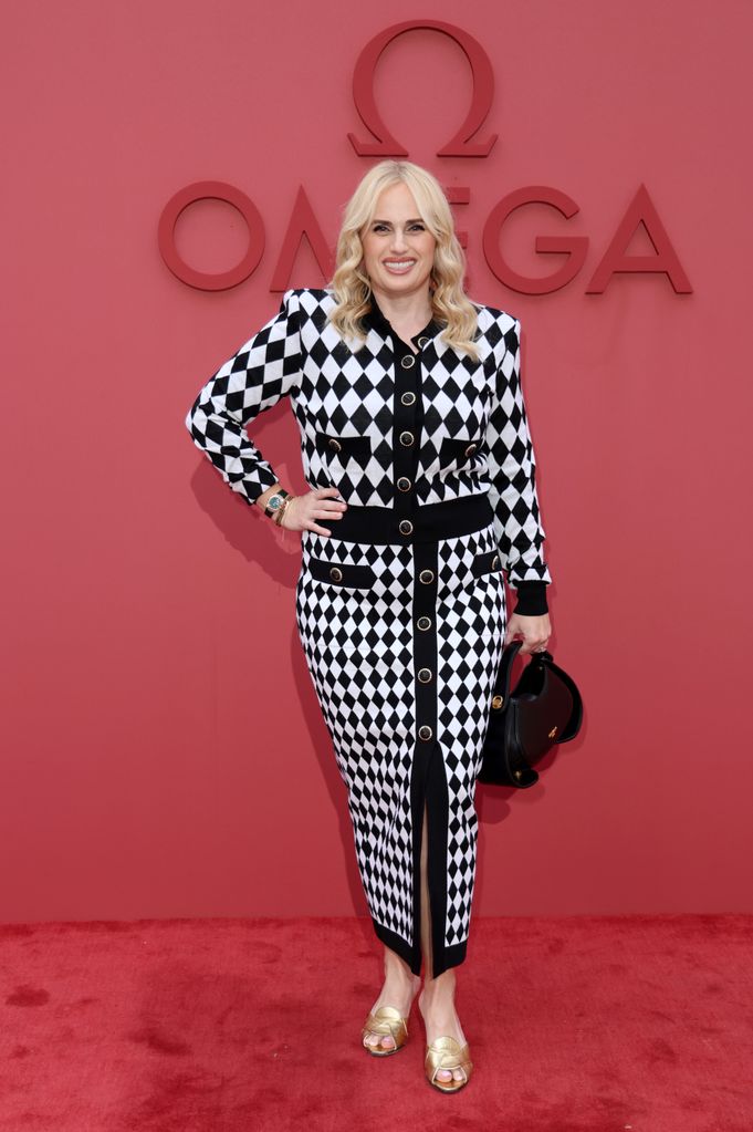 Rebel Wilson en un evento de Omega, en París en julio 2024