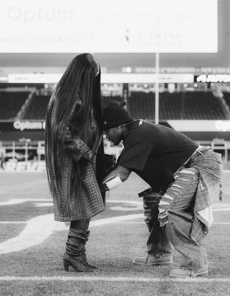 Cardi B y Stefon Diggs