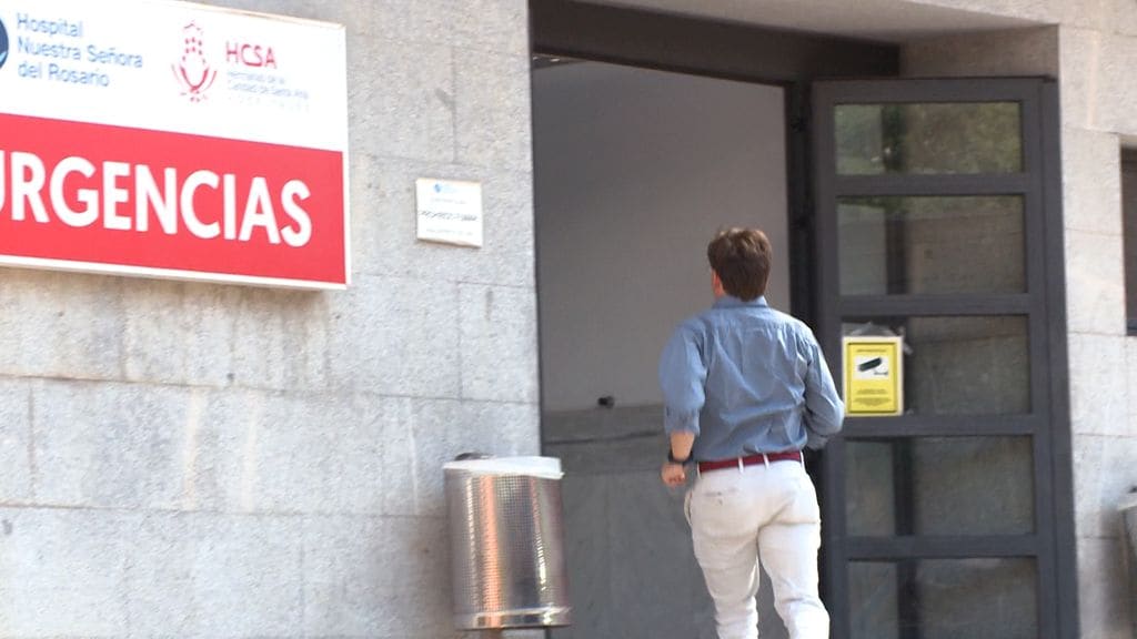 José Luis Martínez-Almeida llegando al hospital ante el inminente nacimiento de su hijo. 3 de julio 2025