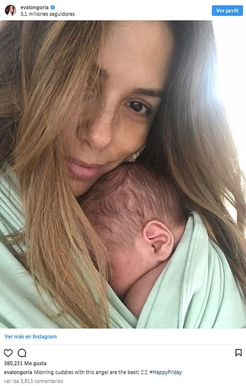 La imagen más natural de Eva Longoria acompañada de su 'ángel'