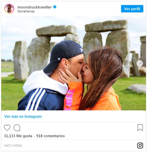 Chicharito y Sarah Kohan