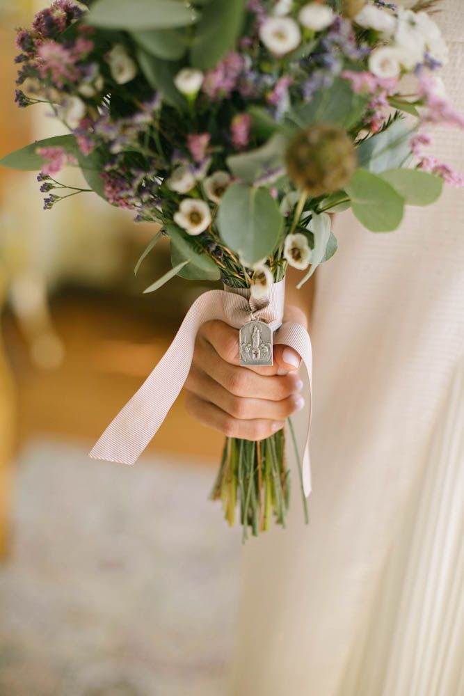 Ramo de novia de flores silvestres