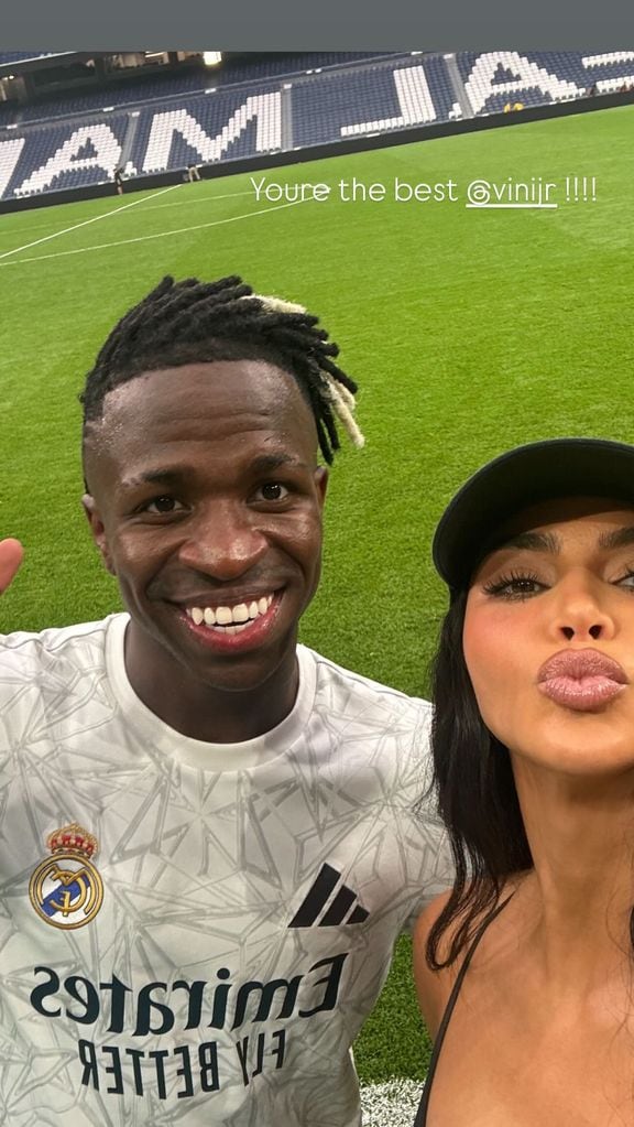 Kim Kardashian con Vinicius en el Bernabéu, 25 de agosto de 2024