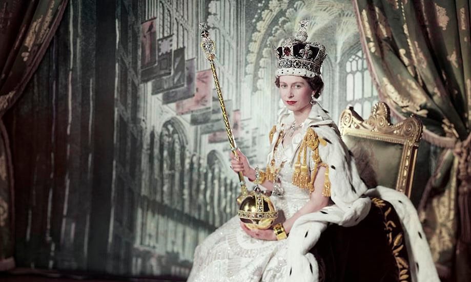 retrato de la reina isabel ii en su coronaci n