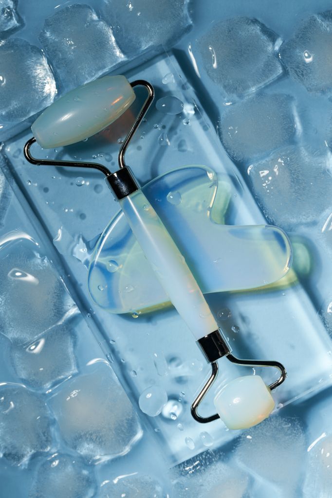 Las prácticas de belleza con hielo se han vuelto virales. 