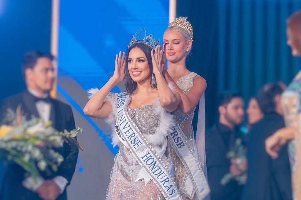 Alejandra Fuentes - Miss Universe Honduras