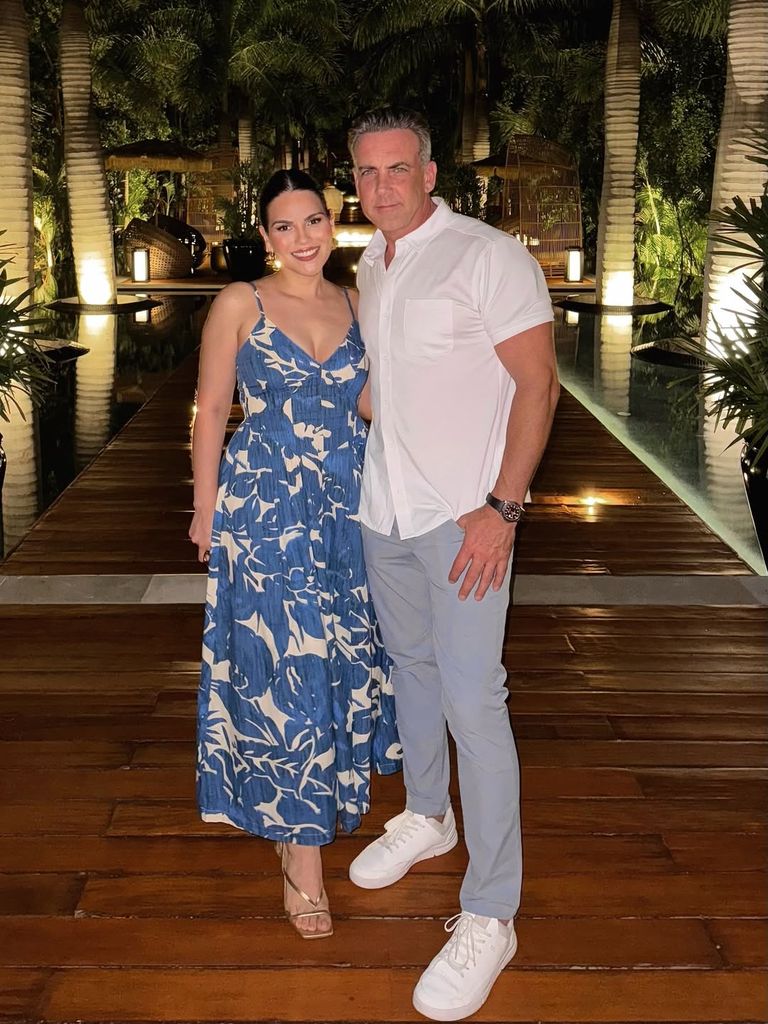 Karina Banda y Carlos Ponce están disfrutando de unas vacaciones familiares en México