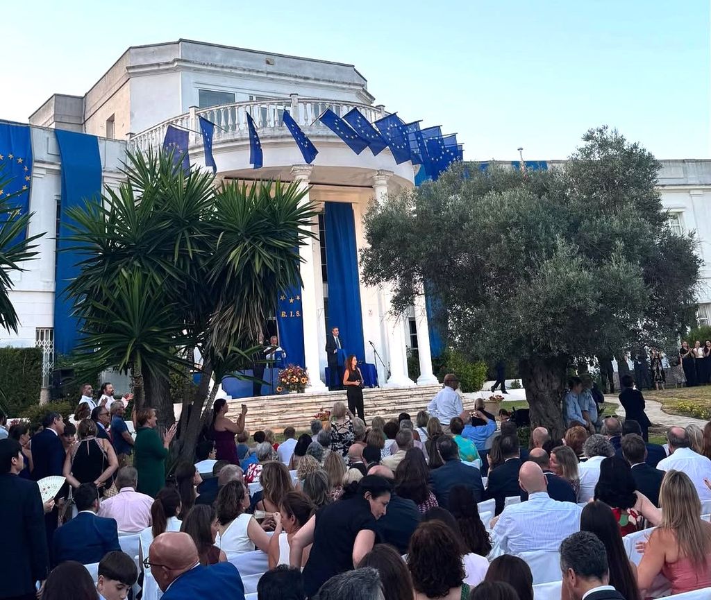 La graduación de Triana, la hija de El Cordobés y Virginia Troconis