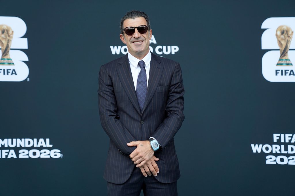 La leyenda del futbol Luis Figo.