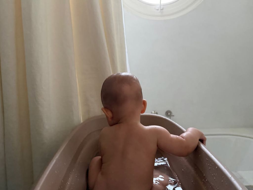 Dante, el bebé de Úrsula Corbero y Chino Darín