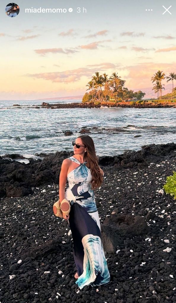 ¡Toda una modelo! Mía lució guapísima con sus looks de playa.