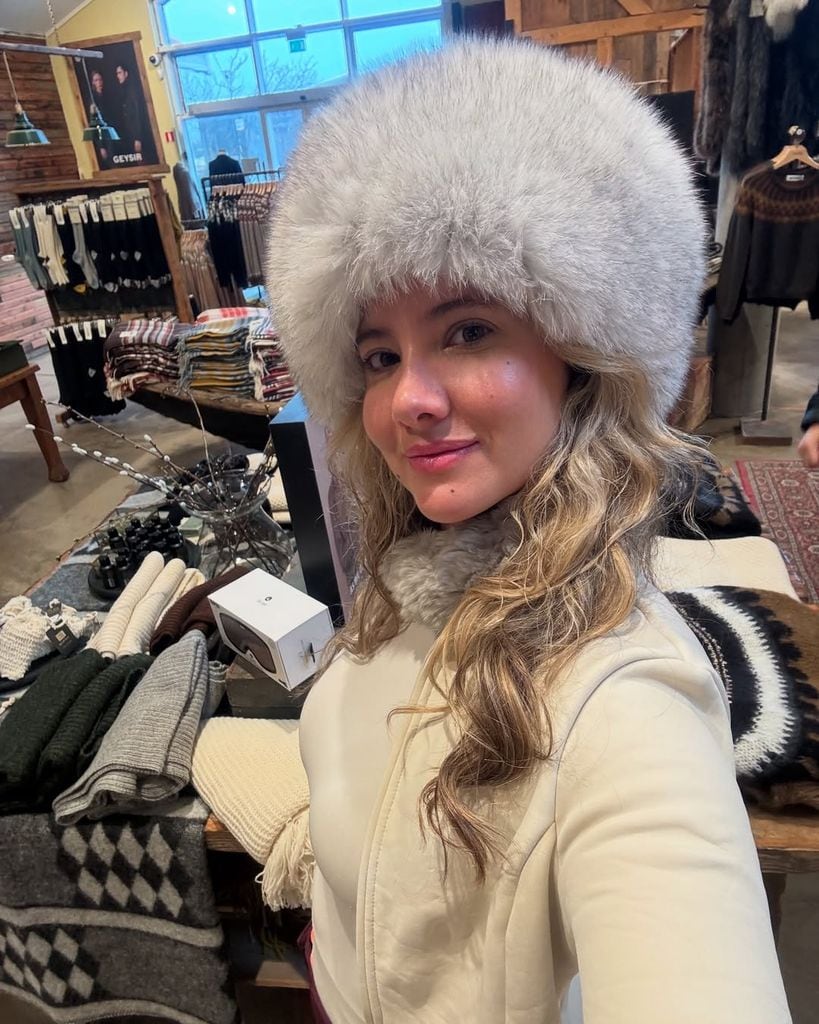 La guapa ex Miss Colombia quedó encantada con el país del norte, en donde pudo ver auroras boreales