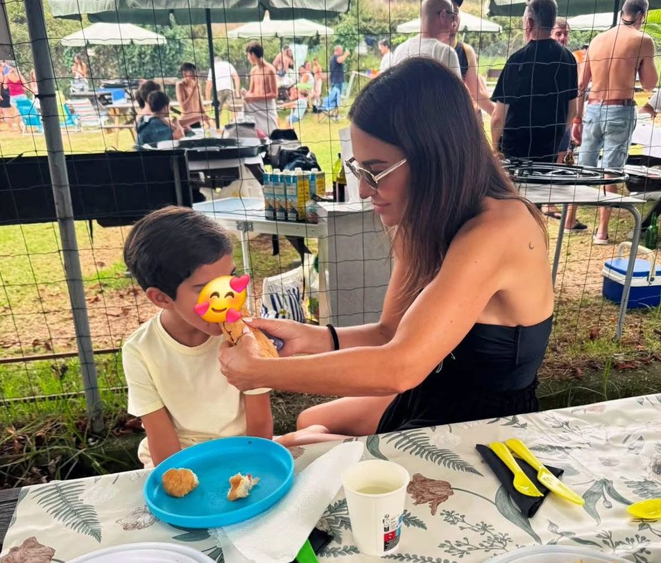 Paula, con su hijo Miki