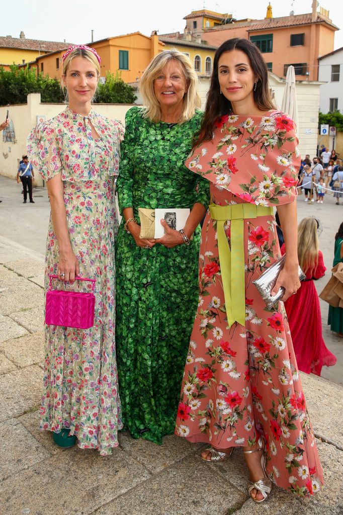 Sassa de Osma junto a Ekaterina y Chantal Hochuli.