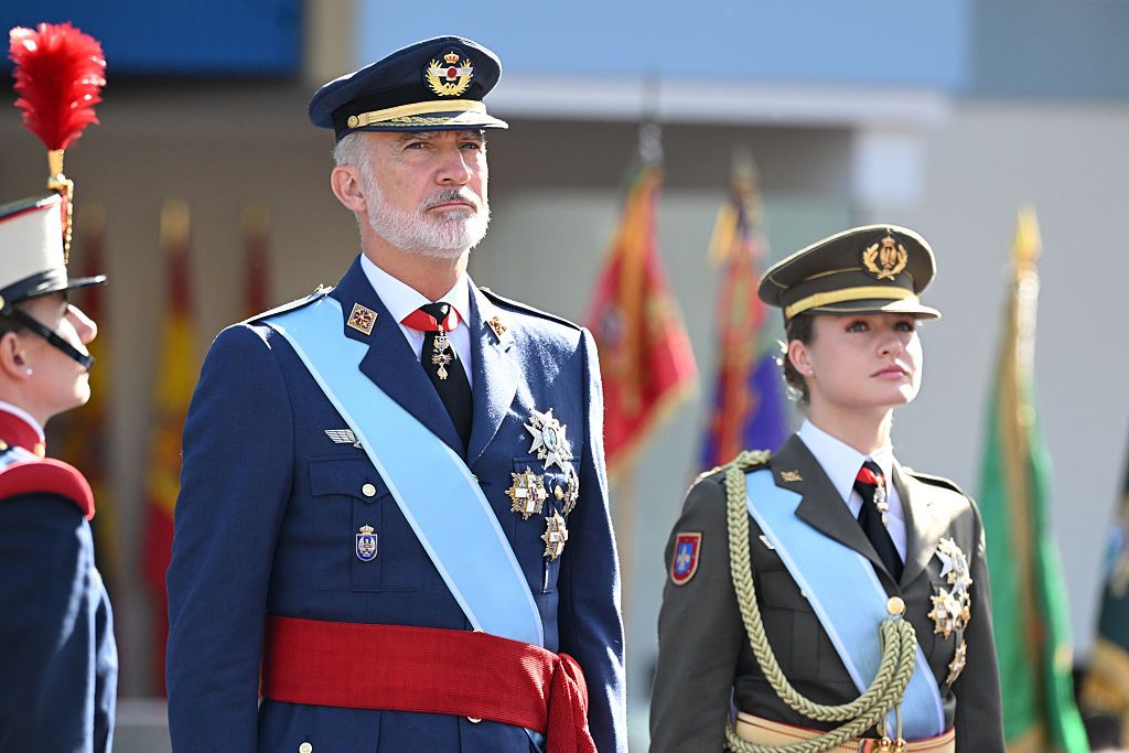 El Rey lució el uniforme del Ejército del Aire y Leonor, el de Tierra