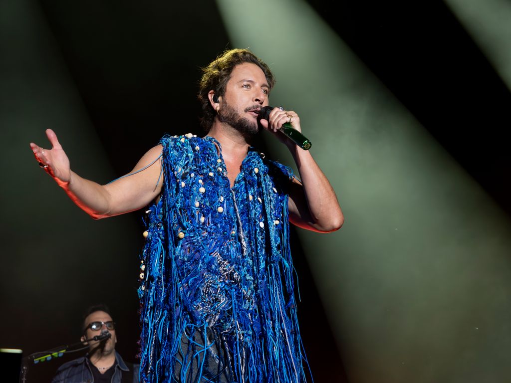 El cantante, en su Tour Salvaje