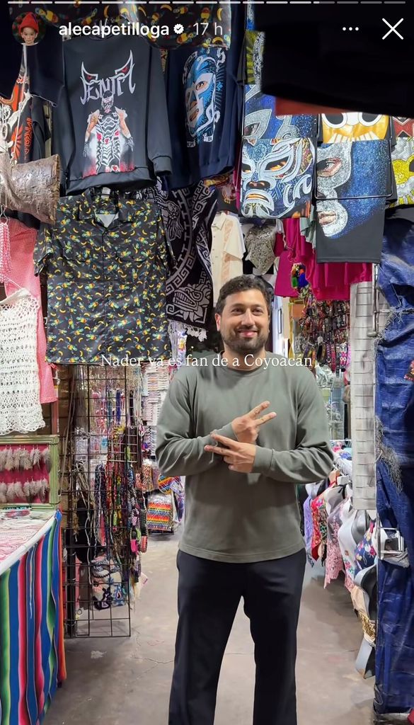 El esposo de Ale Capetillo quedó fascinado con el Mercado de Coyoacán. 