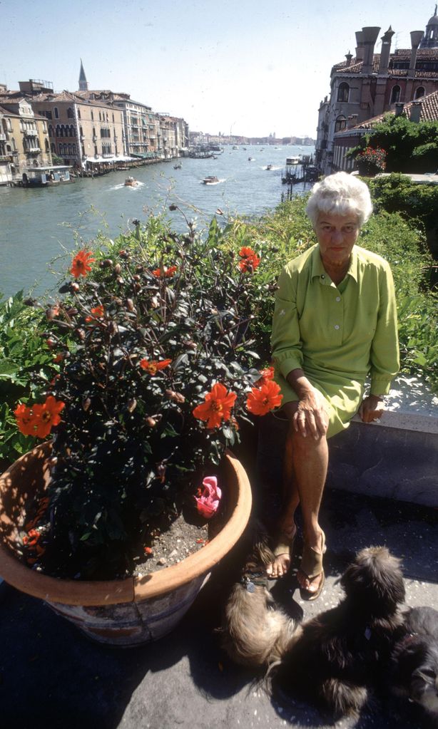 Peggy Guggenheim HOLA LIVING