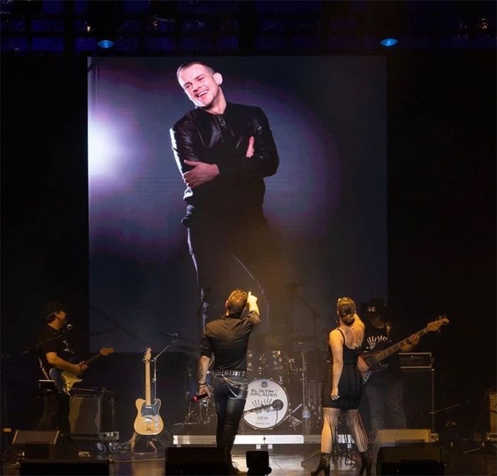Javián y Geno rinden homenaje a Álex Casademunt