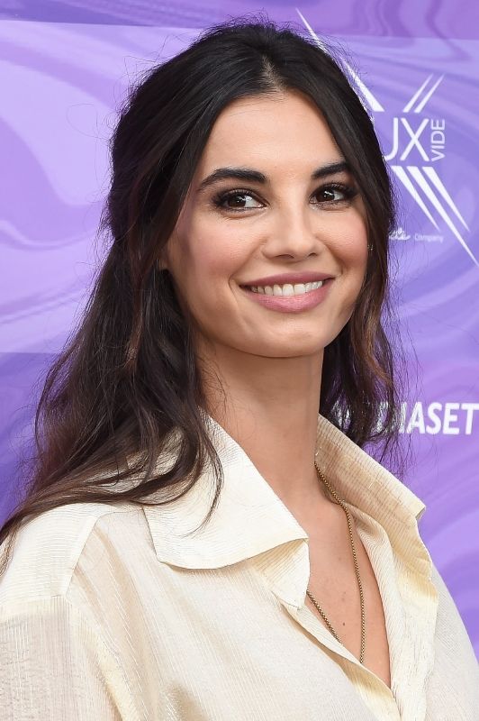 Conoce a Francesca Chillemi, la compañera de Can Yaman en su nueva serie 'Violeta como el mar'