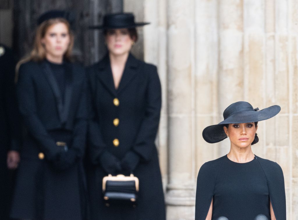 Meghan Markle siempre ha tenido una relación muy estrecha con Eugenia de York, incluso después de su salida de la casa real