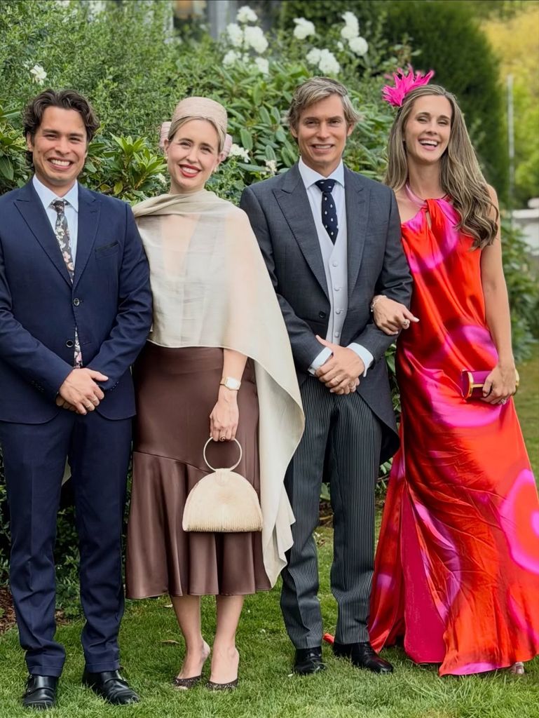 Astrid Klisans junto a Carlos Baute en una boda familiar, 2026.