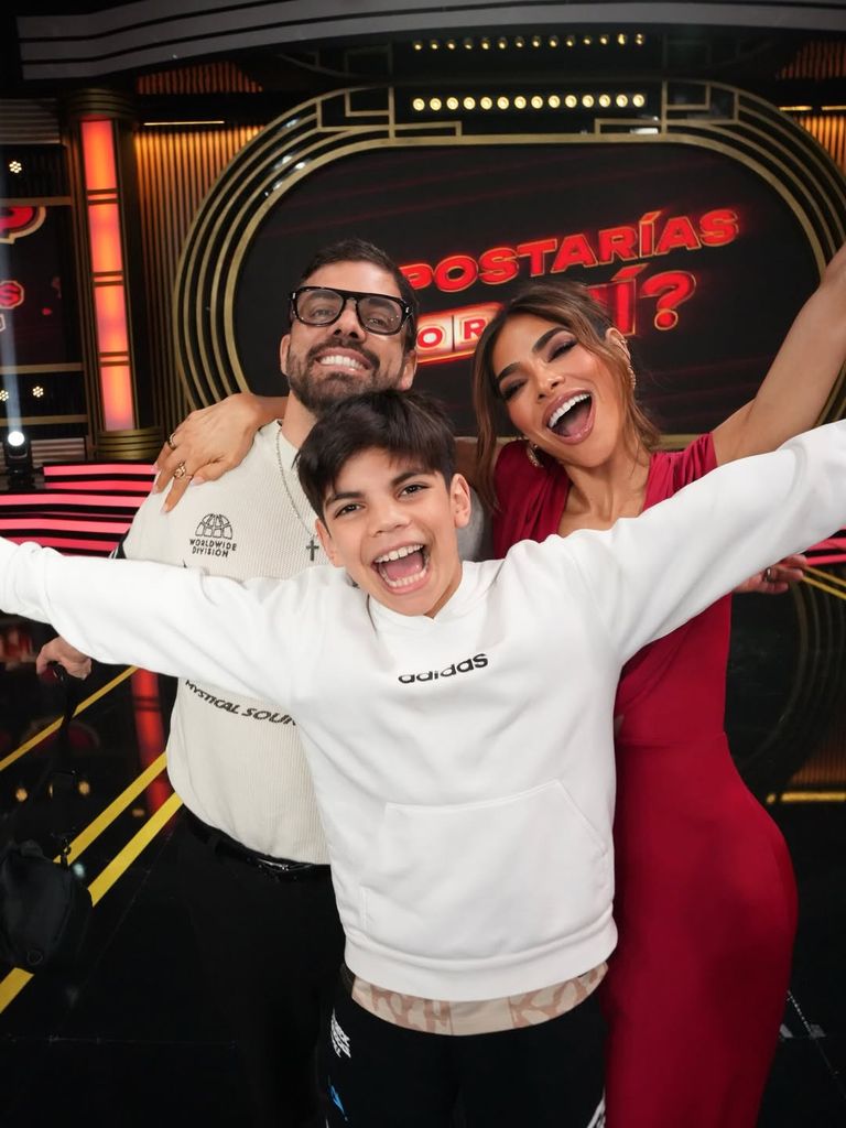 Alejandra Espinoza no está dispuesta a poner su vida profesional sobre su felicidad familiar
