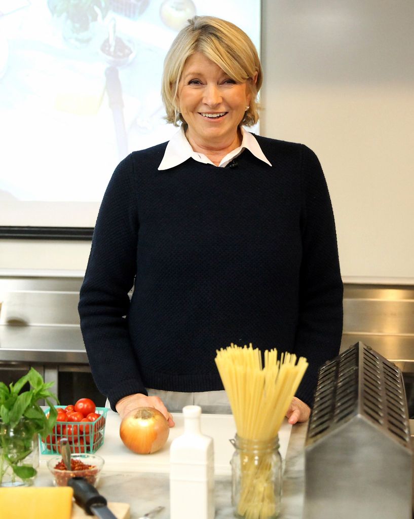 Martha Stewart es una de las figuras más conocidas de la televisión en Estados Unidos y ha escrito numerosos libros sobre cocina. 