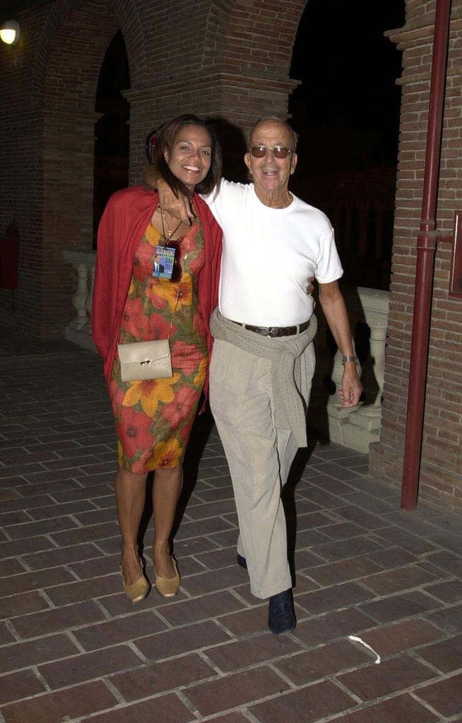 Julio Iglesias Puga y Ronna Keitt captados en Valencia en junio de 2001.