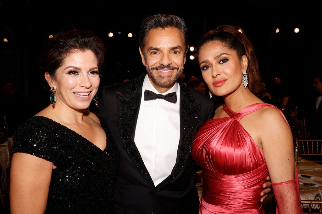 Alessandra Rosaldo, esposa de Eugenio Derbez, reaccionó al divertido video de su marido con Salma Hayek.