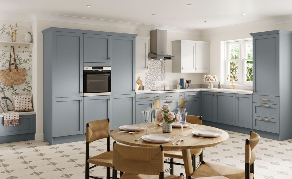 Cocina con muebles de color azul claro