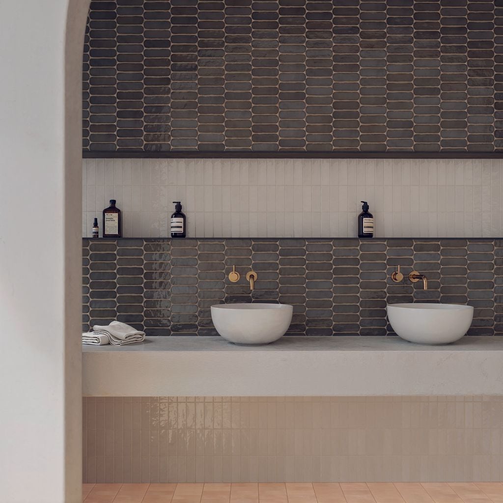 Cuarto de baño con azulejos de pequeño formato