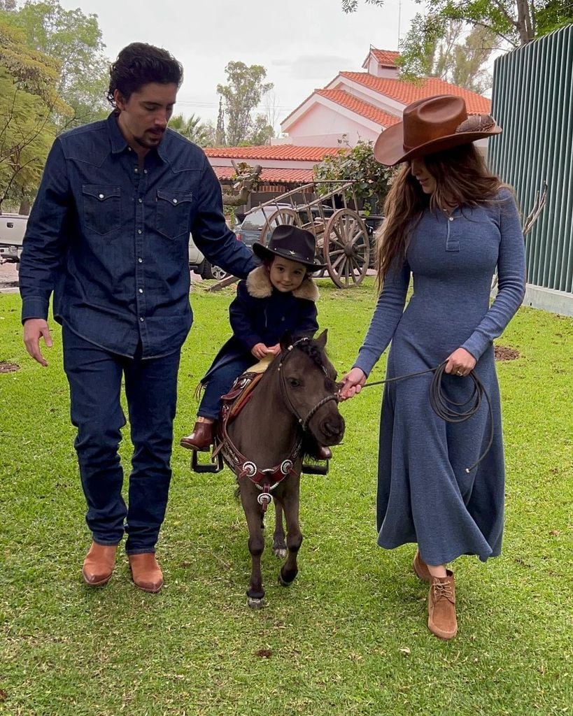 Alex Fernández y Alexia Hernández