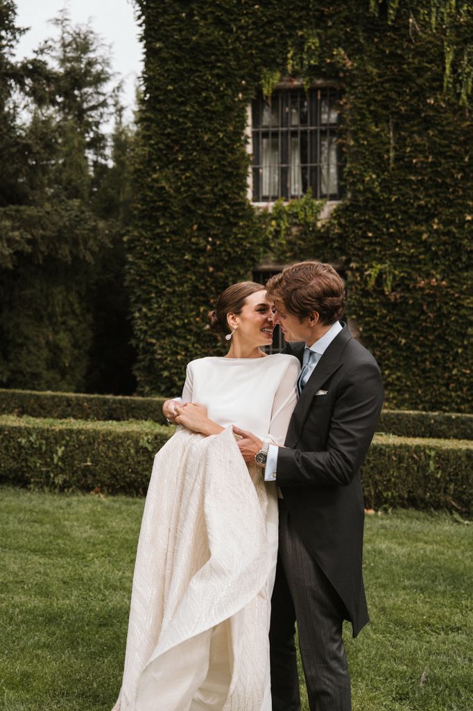 Boda en Madrid con look de Fátima González Atelier
