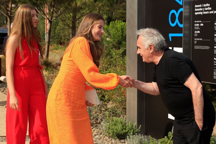 Encuentro de la Leonor y Sofía con Ferrán Adriá en El Bulli