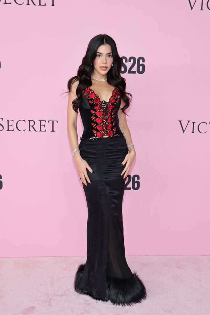 Kenia Os asiste al 'Victoria’s Secret Fashion Show 2026'.