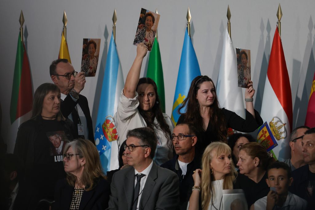 Mucha emoción y dolor entre los familiares de las víctimas