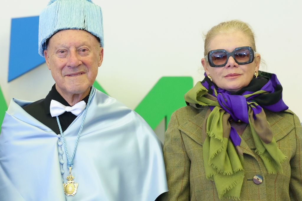 Lady Elena con su marido, cuando fue nombrado Doctor Honoris Causa en la Universidad Autónoma de Madrid