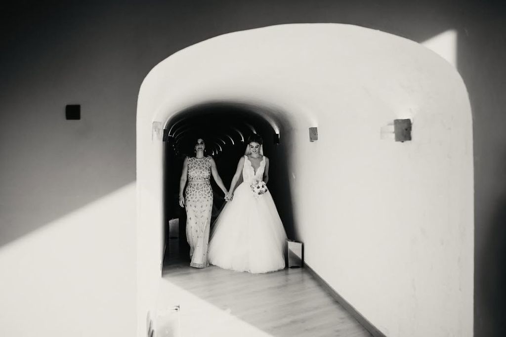 Laura Escanes con su madre, Anna Espinosa, el día de su boda con Risto Mejide, celebrada el 20 de mayo de 2017